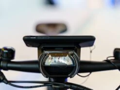 BOSCH Ebike COBI.bike Hub Avec éclairage Avant -Vélo Pièce Magasin bosch ebike cobibike hub avec eclairage avant 3