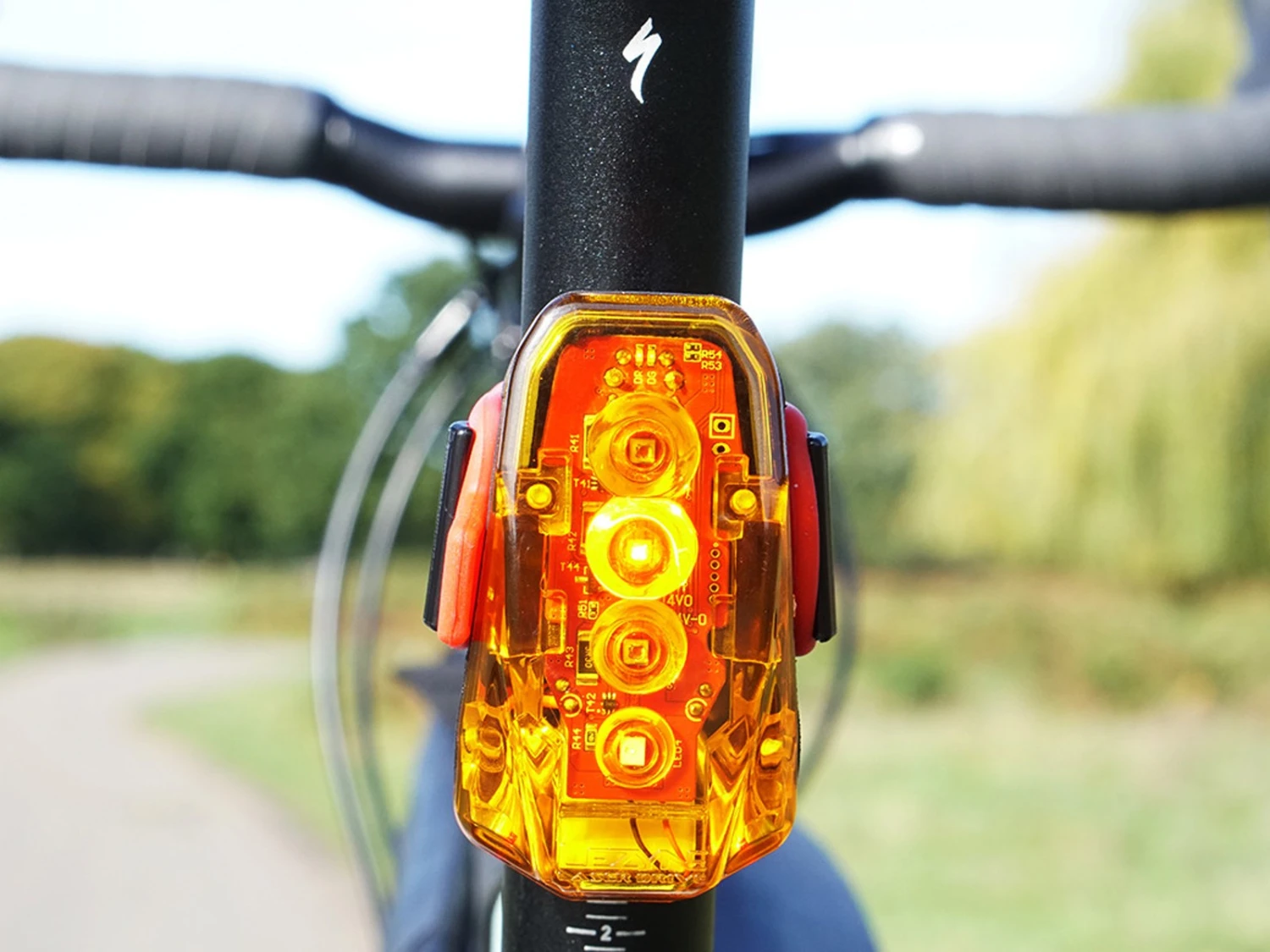 LEZYNE Laser Drive éclairage Arrière Avec Projecteur Sol 8 LEZYNE Laser Drive éclairage Arrière Avec Projecteur Sol – Image 6