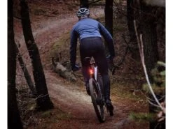 SIGMA Buster 150 RL éclairage Arrière USB / LED 20h D'autonomie -Vélo Pièce Magasin sigma buster 150 rl eclairage arriere usb led 20h d autonomie 3